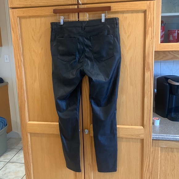 Blank NYC Faux Leather Skinny Pants, Black, Women size 32 - Picture 7 of 17